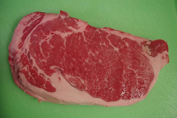 Raw beef steak, the main dietary source of L-carnitine